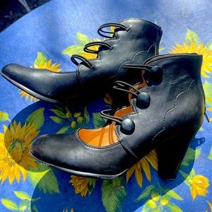 Miz Mooz short boots genuine leather upper.